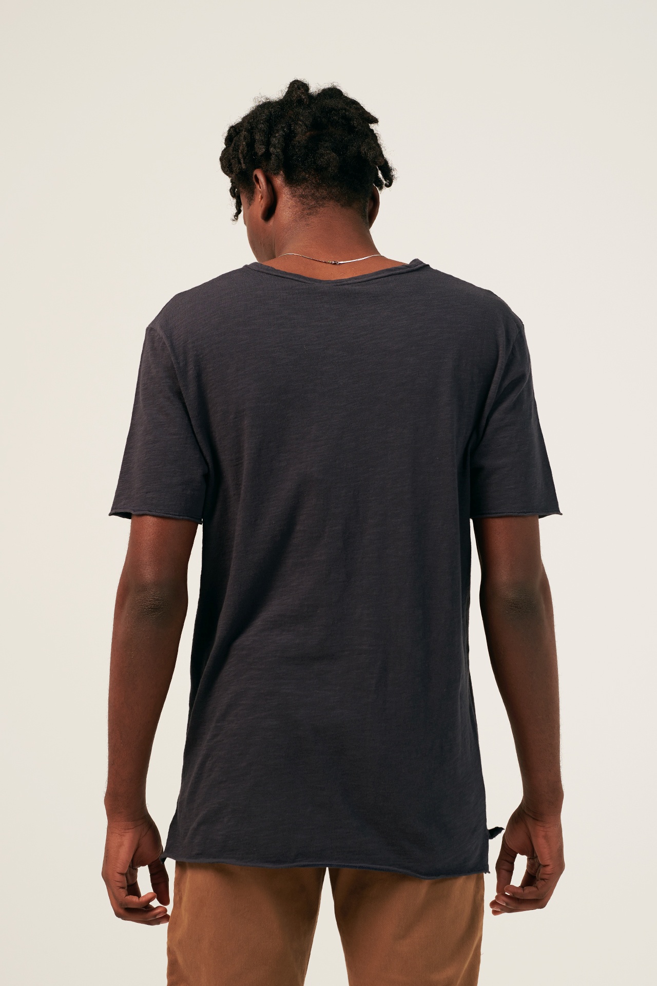 SLUB TEE WITH RAW SEAMS