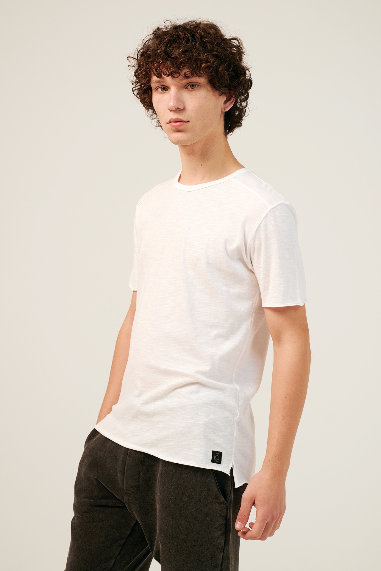 SLUB TEE WITH RAW SEAMS