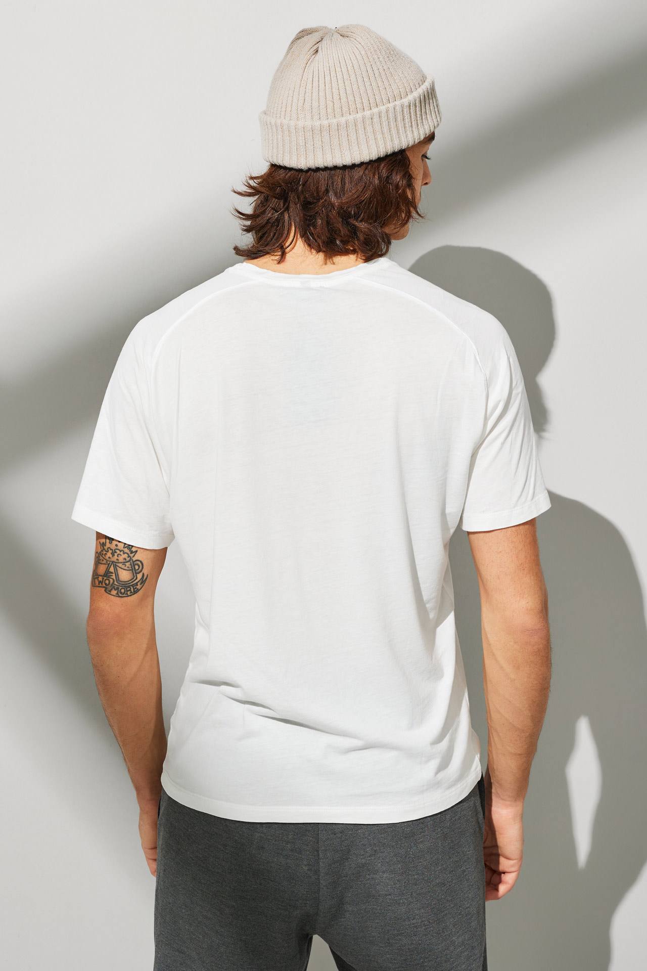 CARBON MODAL RAGLAN TEE