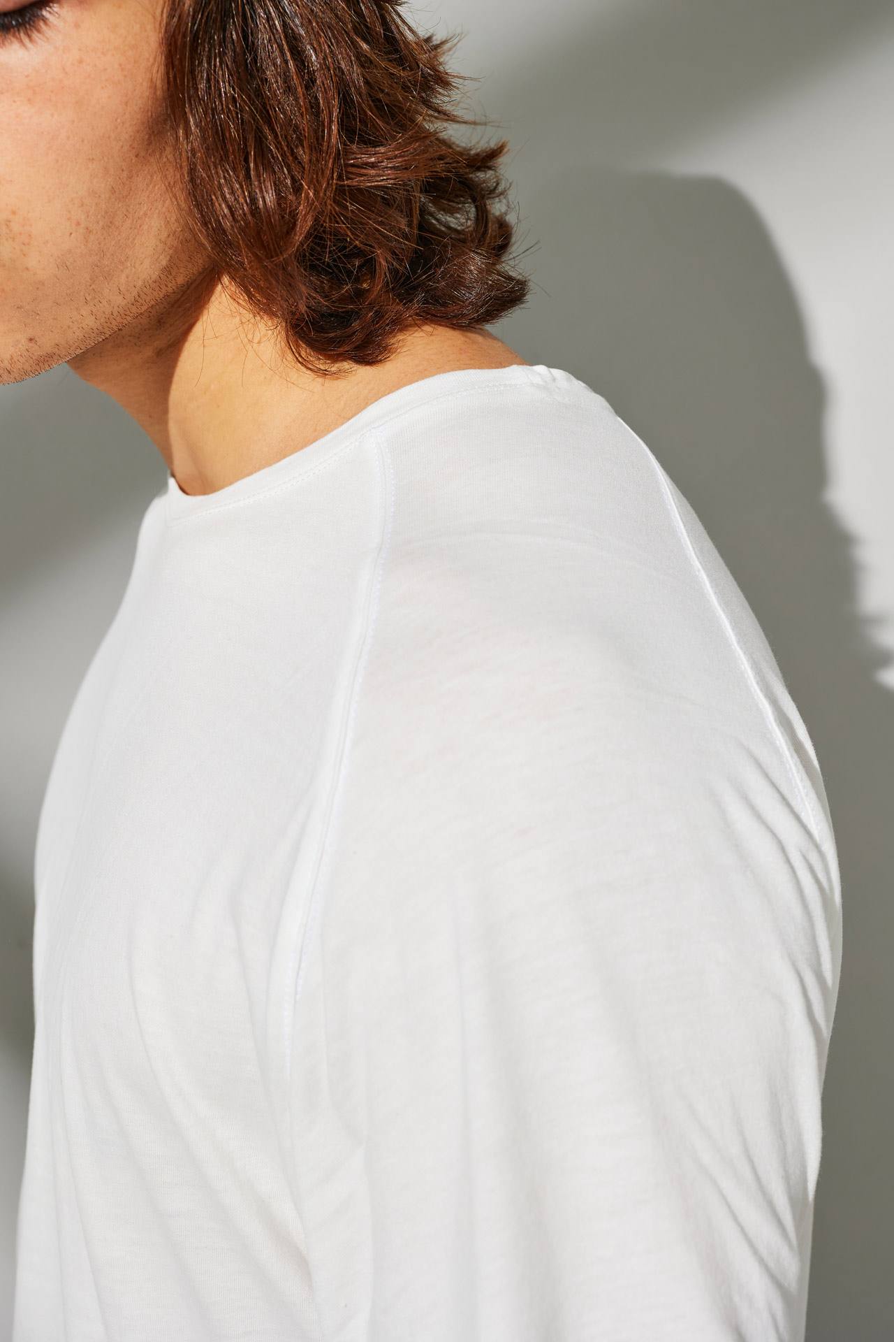 CARBON MODAL RAGLAN TEE