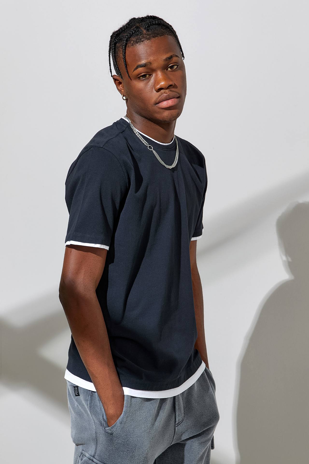 ORGANIC CONTRAST HEM TEE