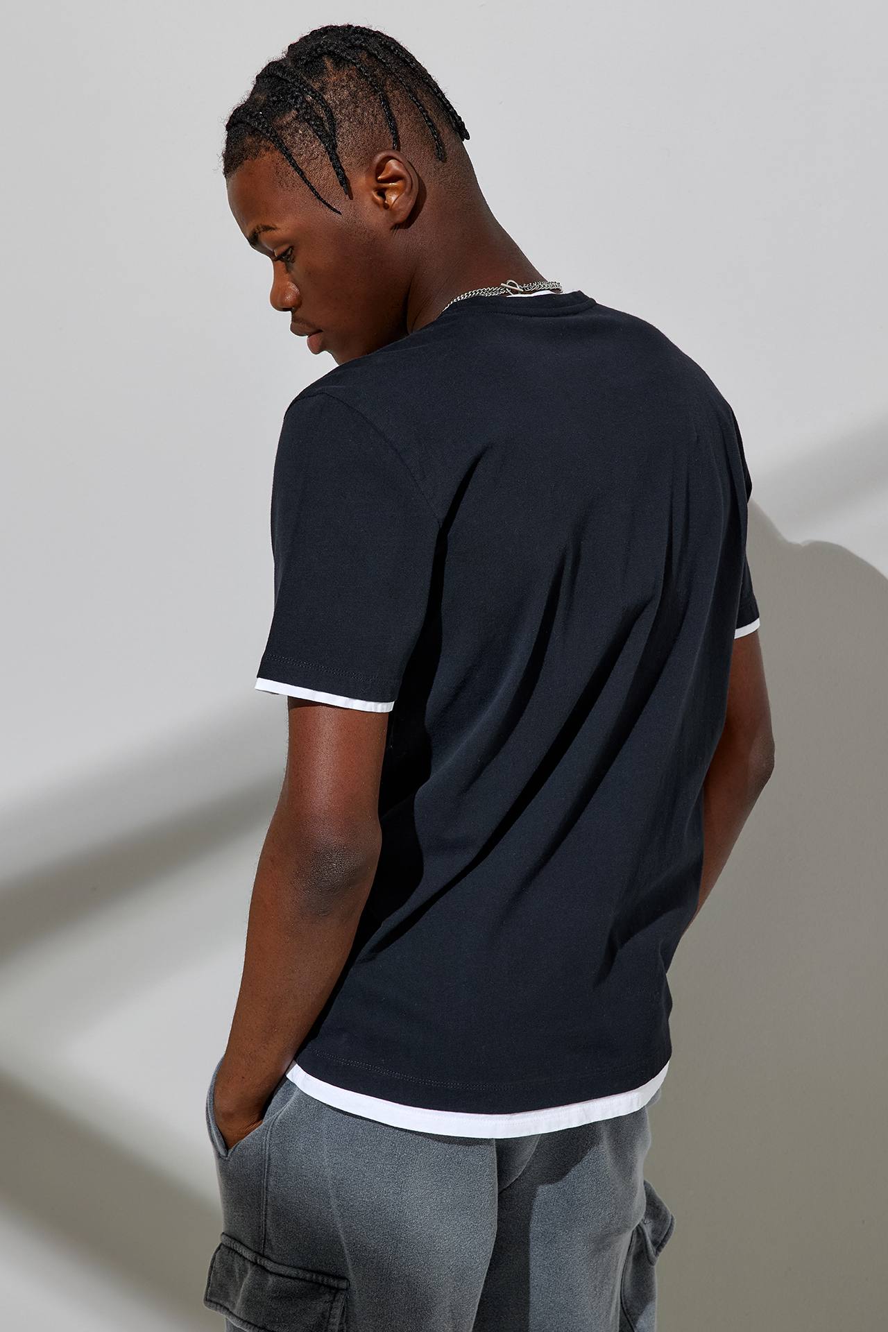 ORGANIC CONTRAST HEM TEE