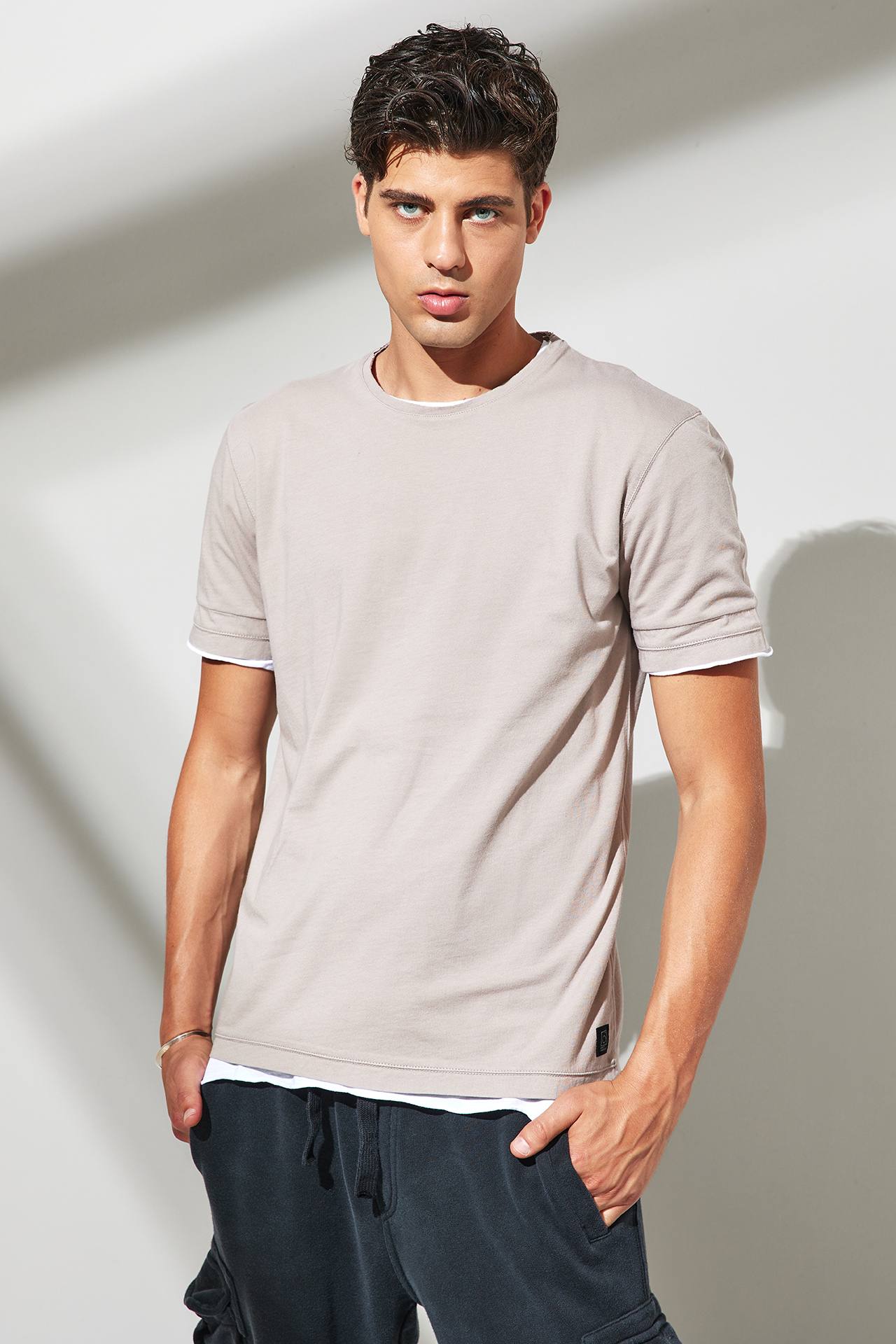 DOUBLE SLEEVE DETAILS SLUB TEE