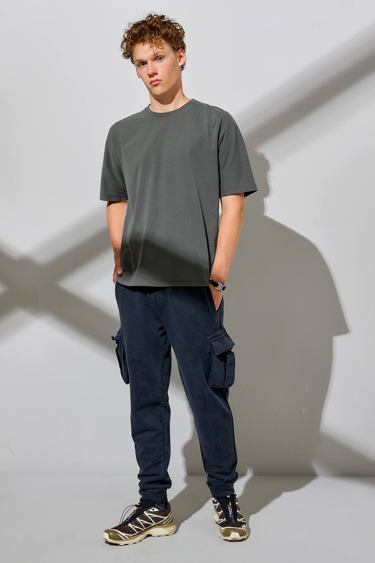CARBON OVERSIZED TEE