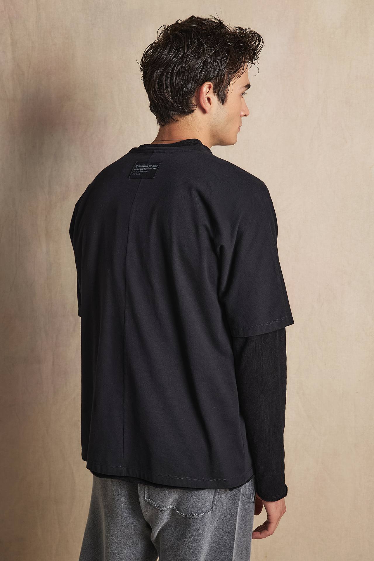 CARBON OVERSIZED TEE