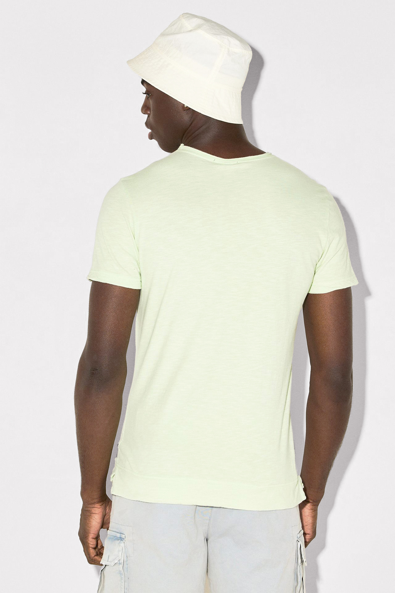 STEPPED HEM SLUB TEE