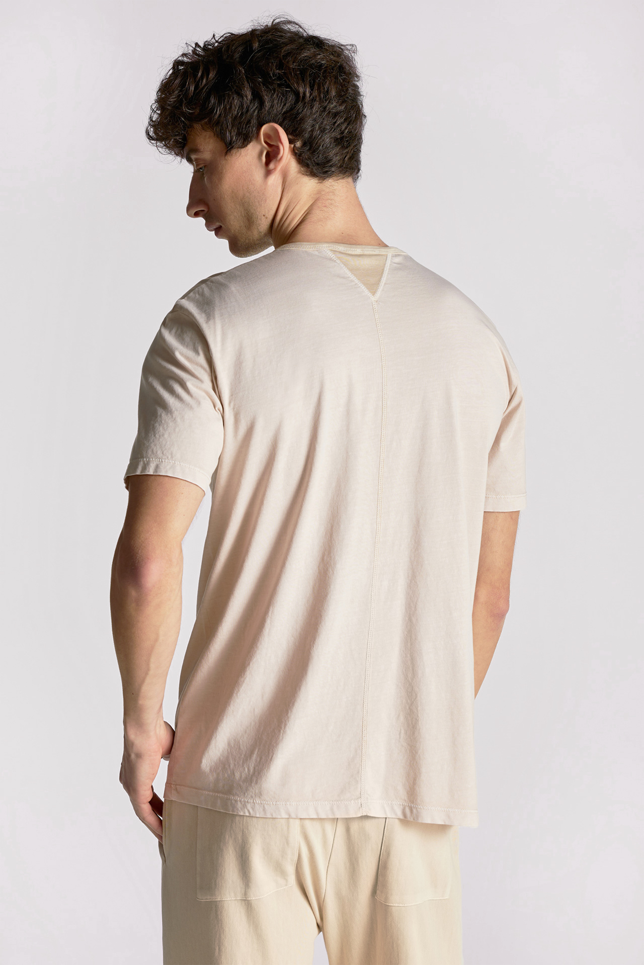 Back Detail Shortsleeve