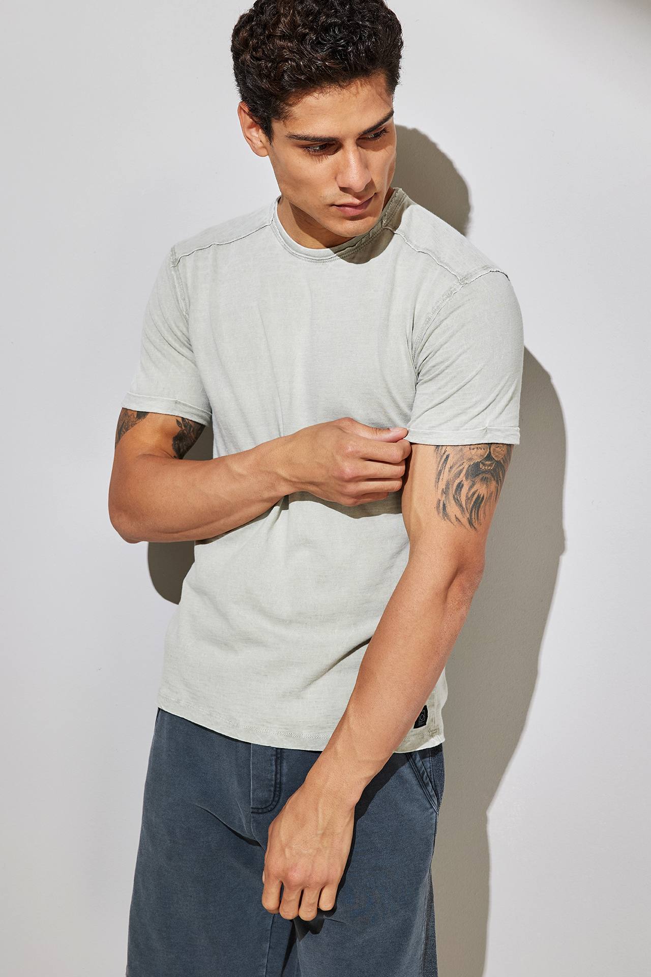 SLUB RAW SEAMS ACID TEE