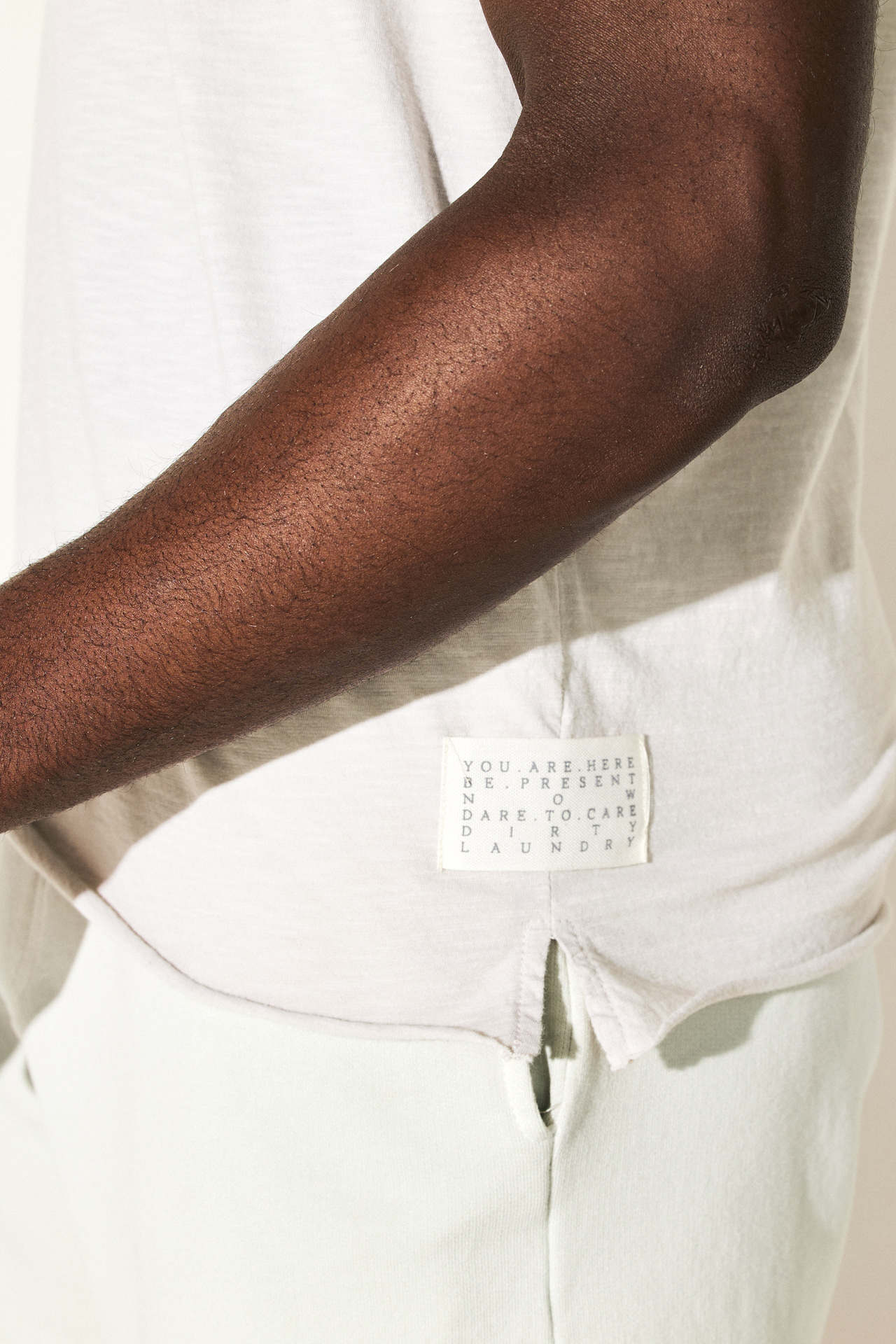 RAW CUT HEMS OVERSIZED TΑΝΚ