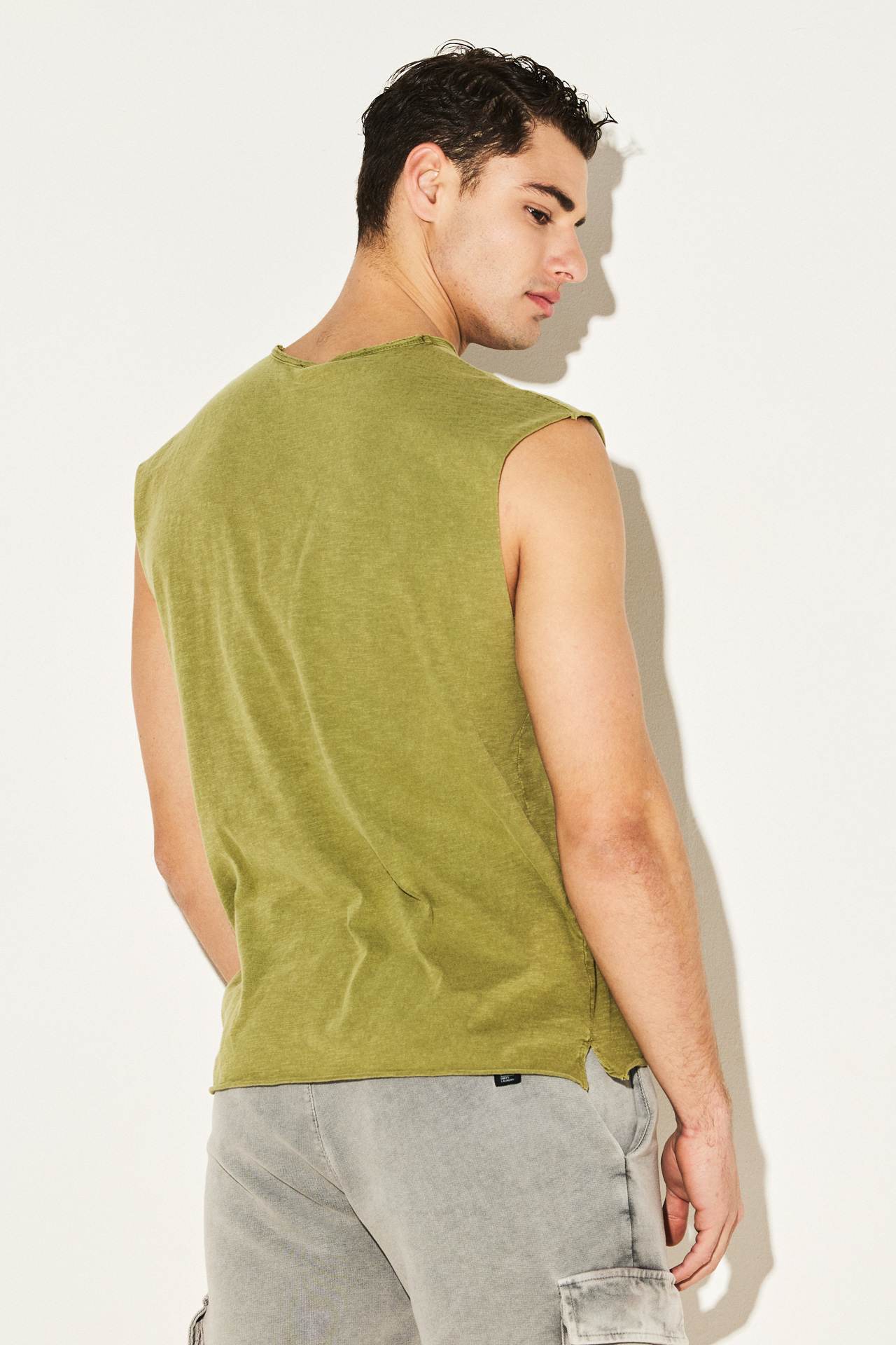 RAW CUT HEMS OVERSIZED TΑΝΚ