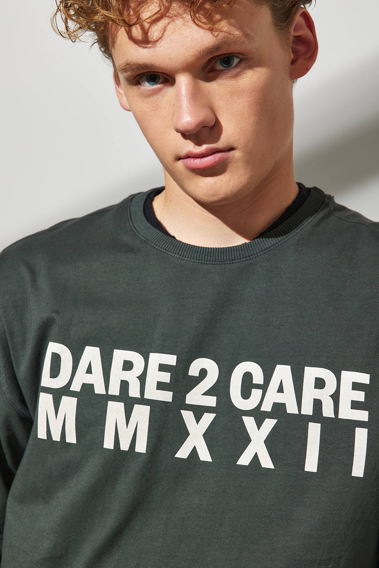 D2C OVERSIZED TEE