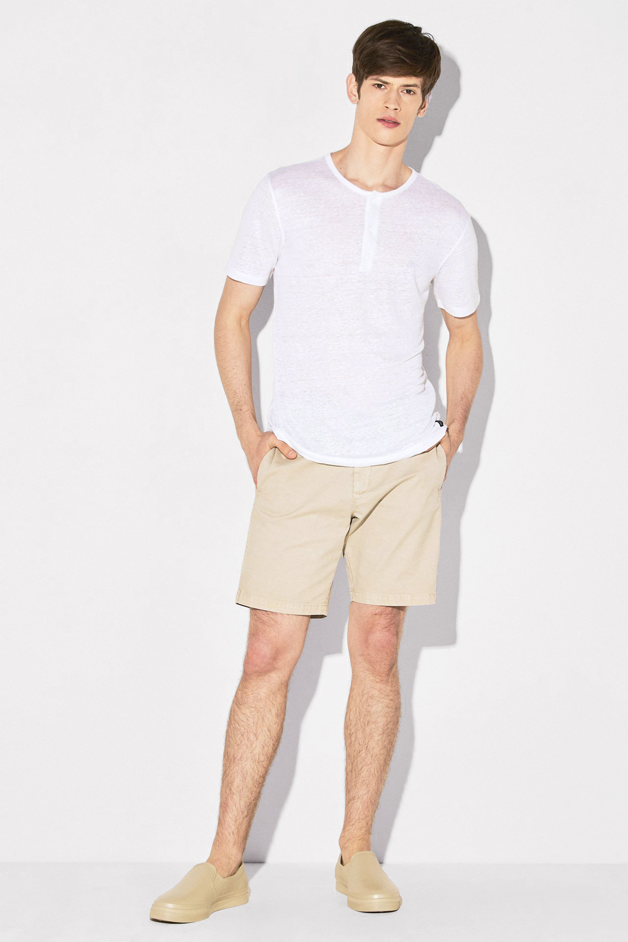 PURE LINEN FRONT PLACKET TEE