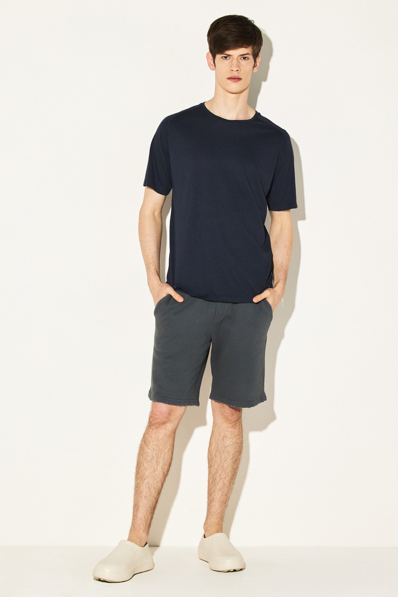 ORGANIC MODAL RAGLAN TEE