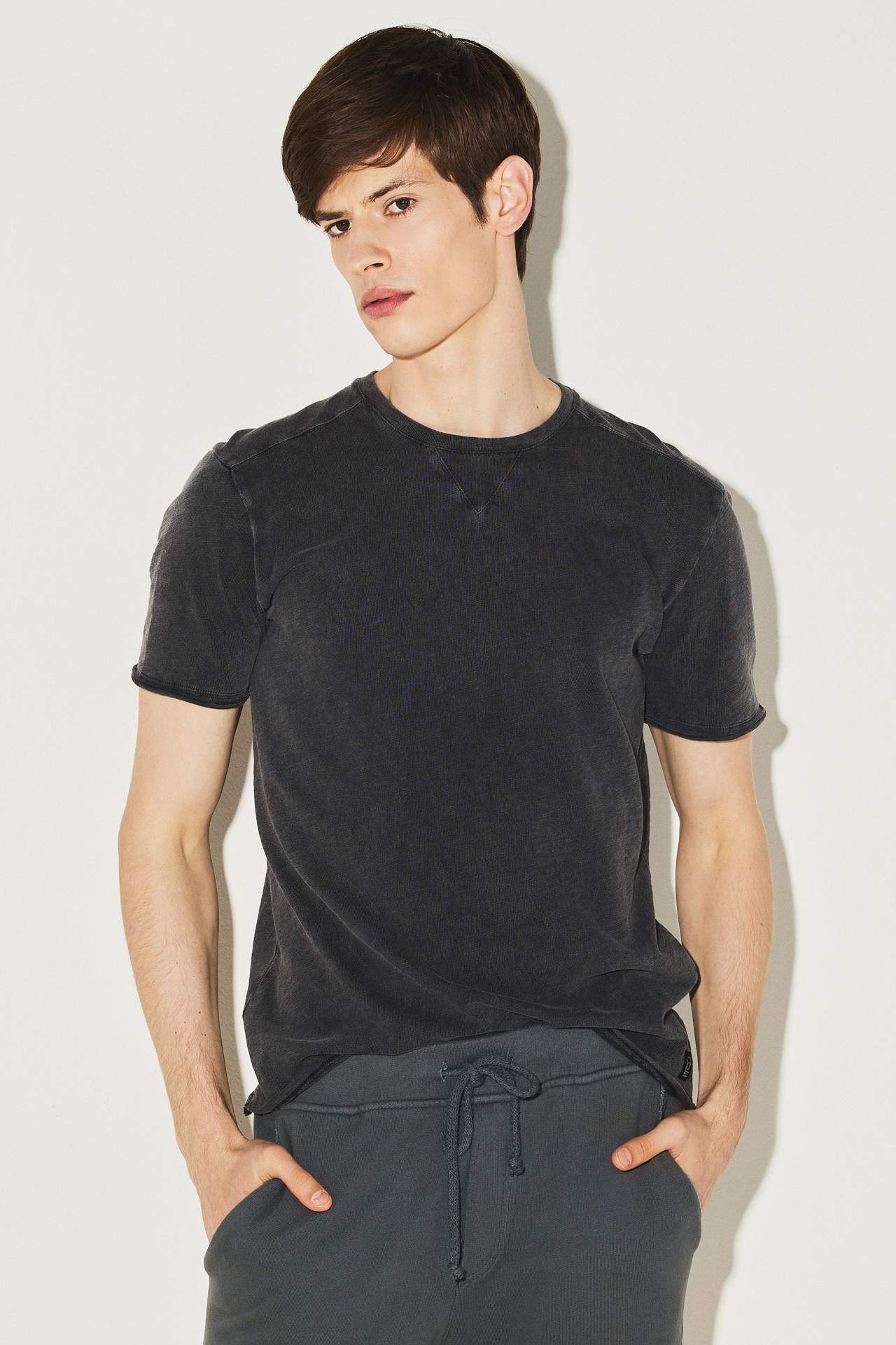 HEAVY SLUB RAW SEAMS TEE