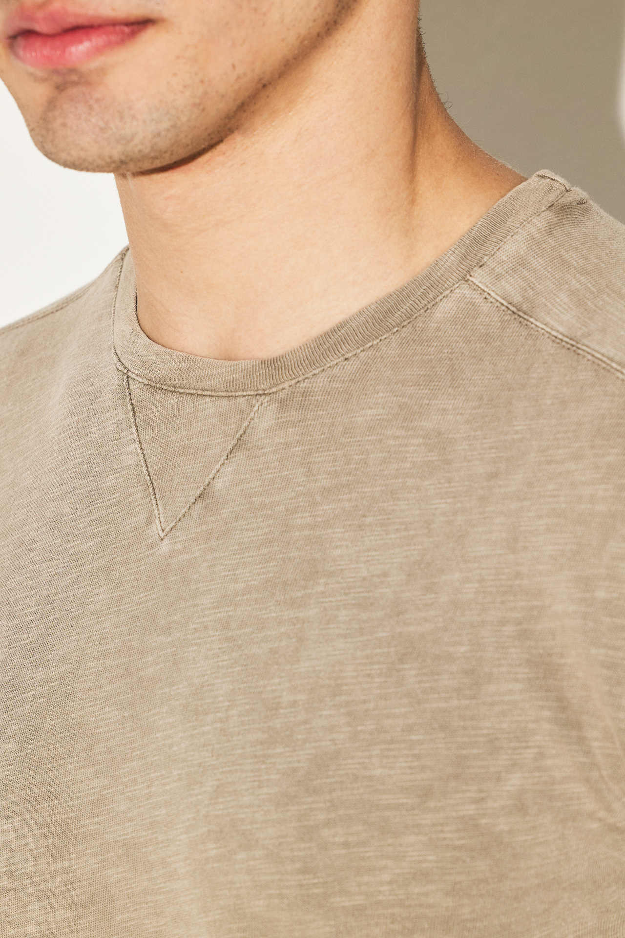 HEAVY SLUB RAW SEAMS TEE