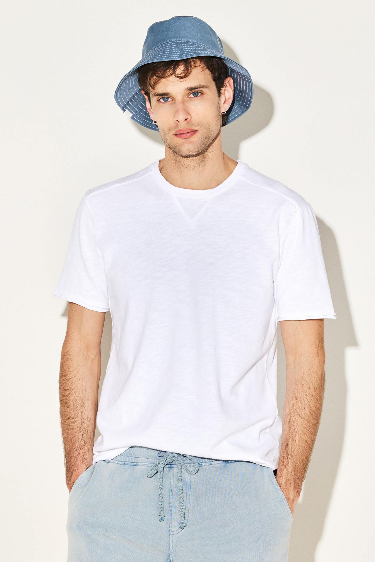 HEAVY SLUB RAW SEAMS TEE