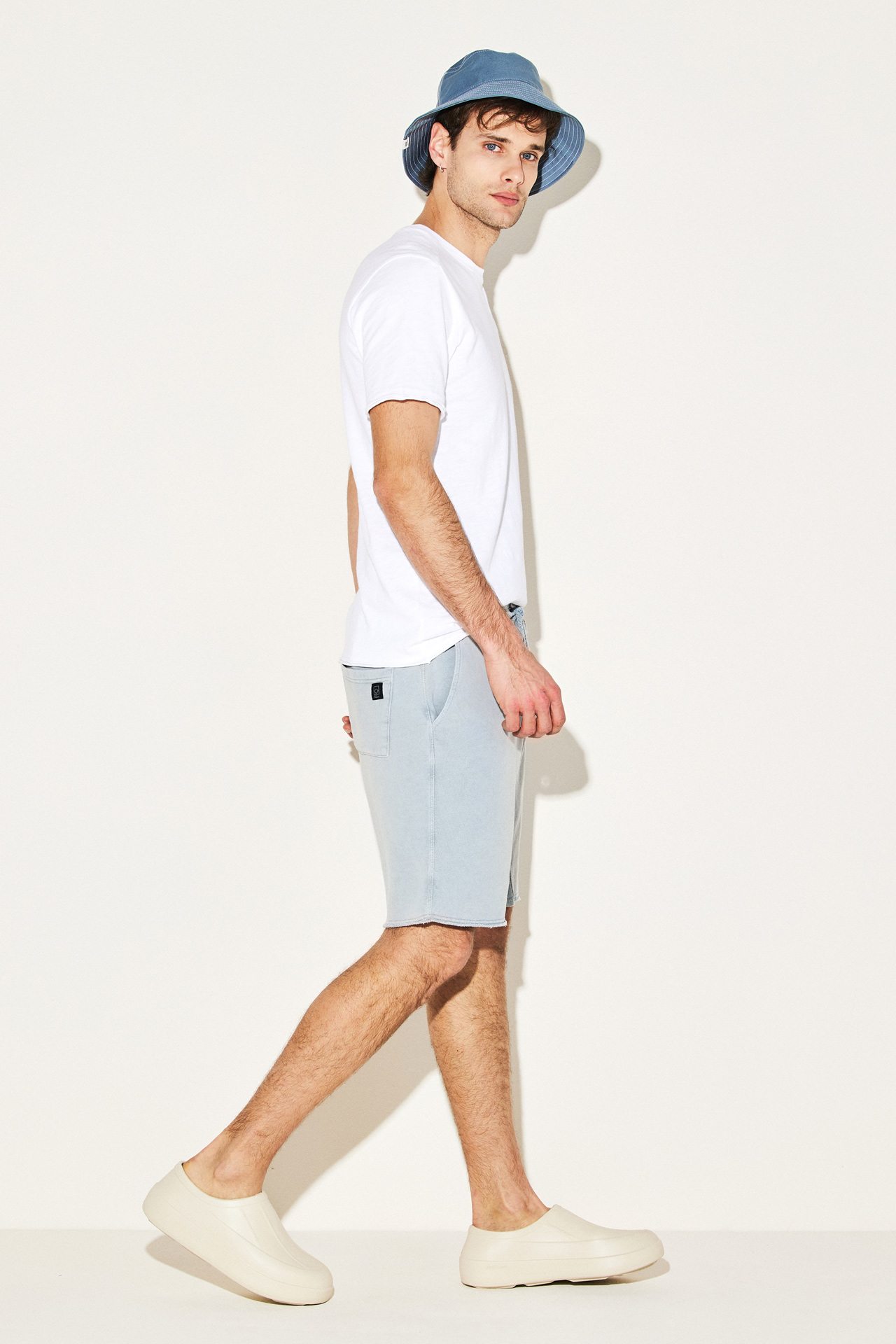 HEAVY SLUB RAW SEAMS TEE