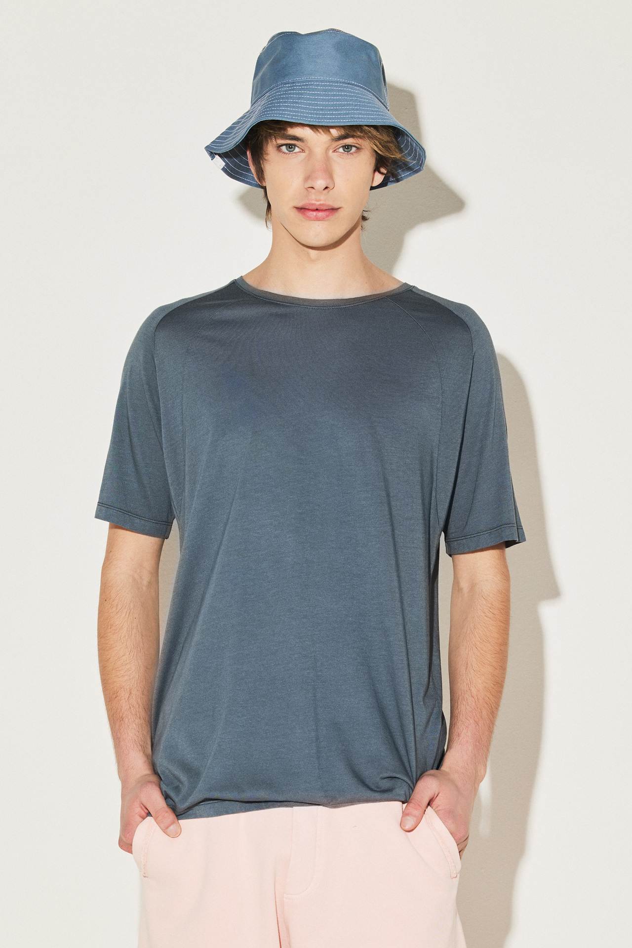 ORGANIC MODAL RAGLAN SEAM TEE