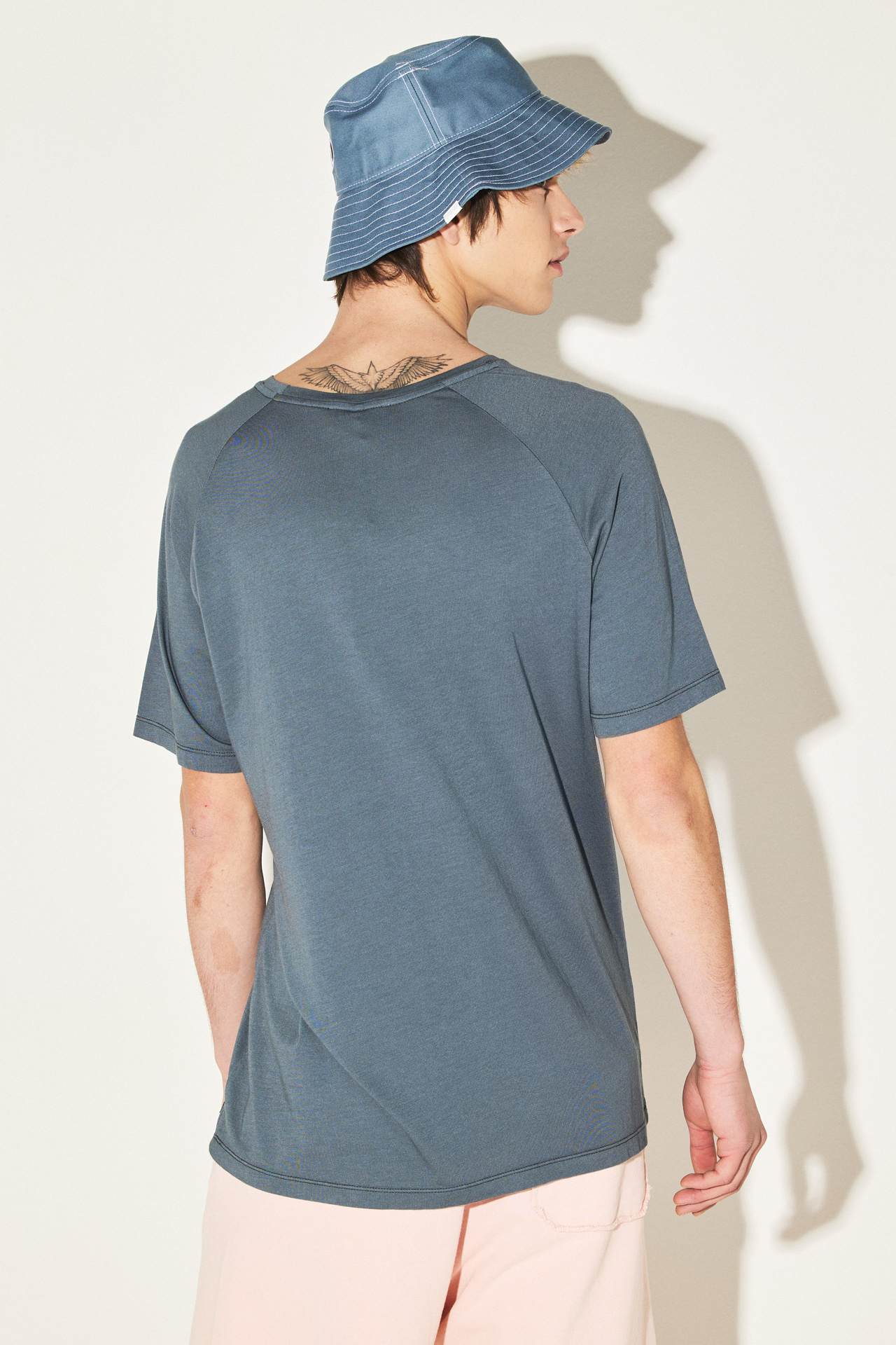 ORGANIC MODAL RAGLAN SEAM TEE