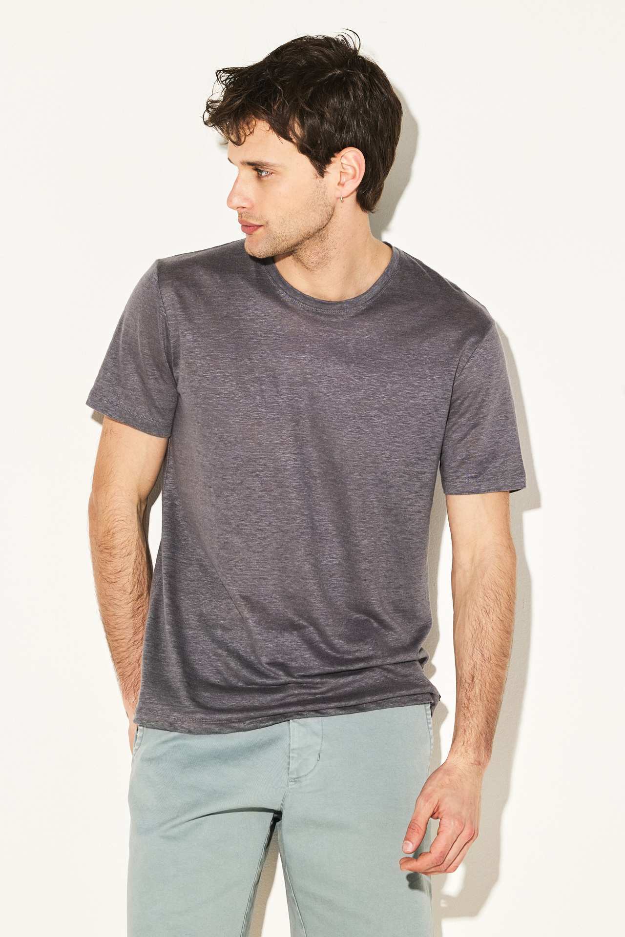 PURE LINEN OPEN STICHES TEE