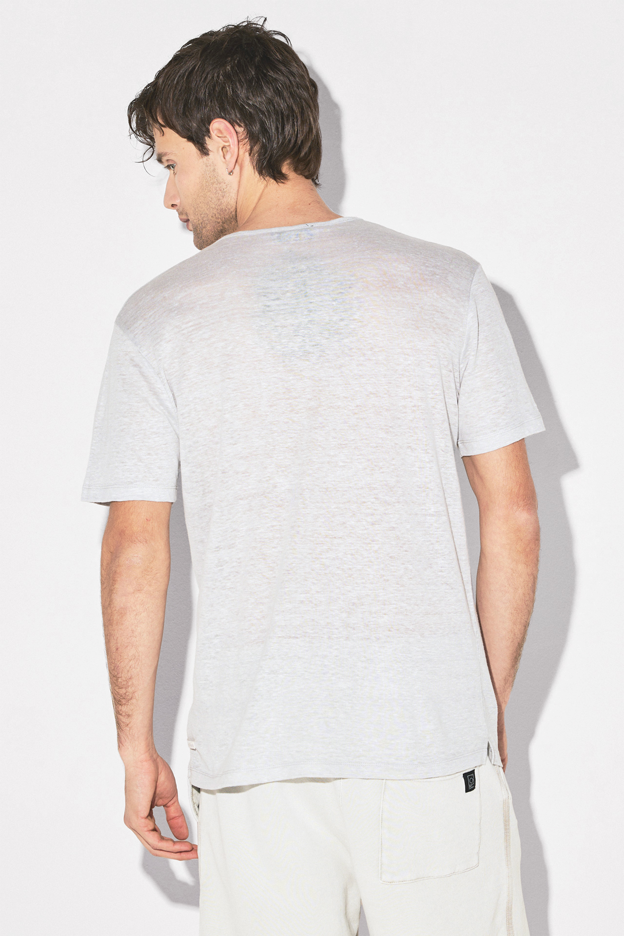 PURE LINEN OPEN STICHES TEE