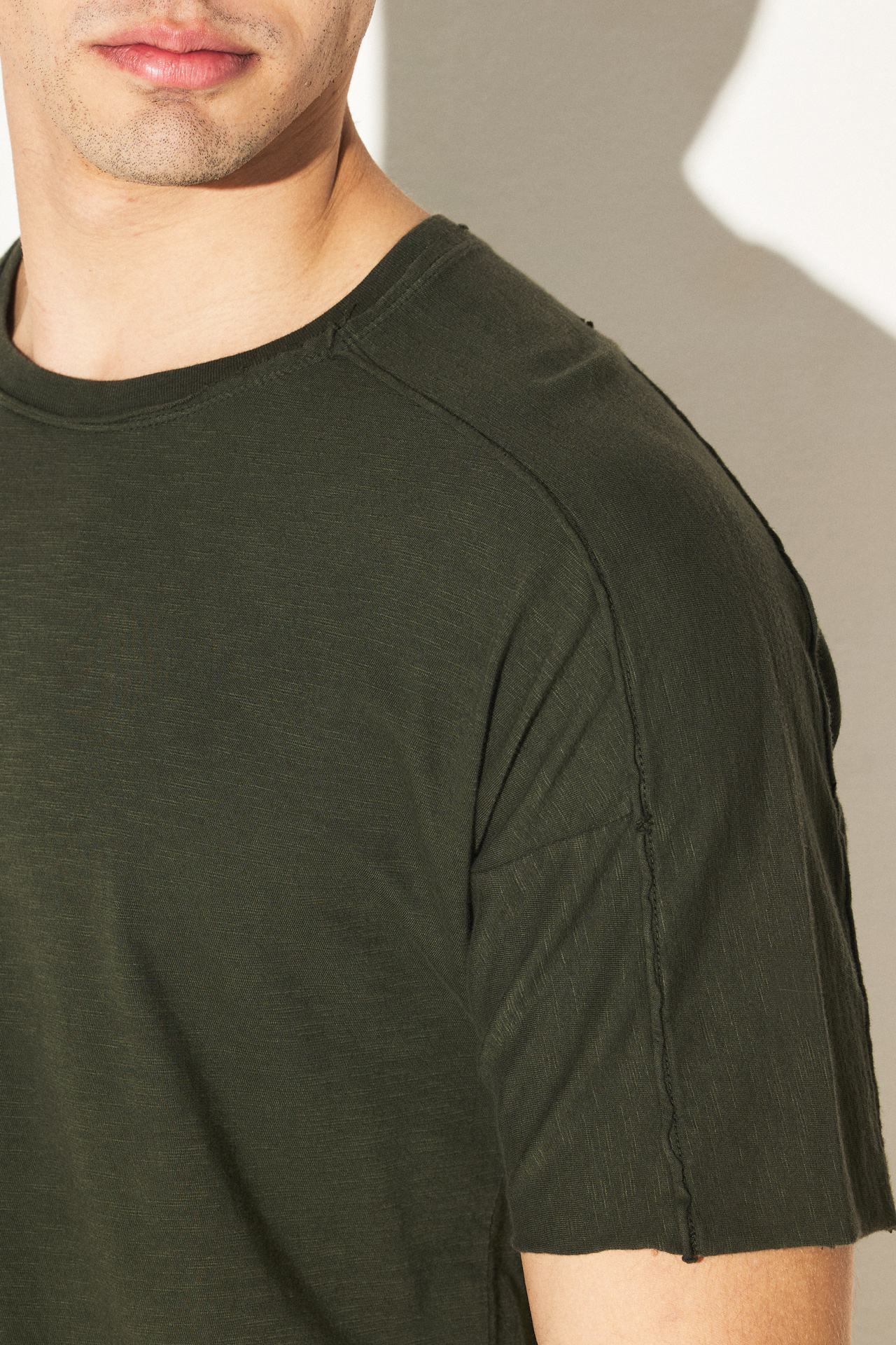 MODAL SLUB RAGLAN TEE