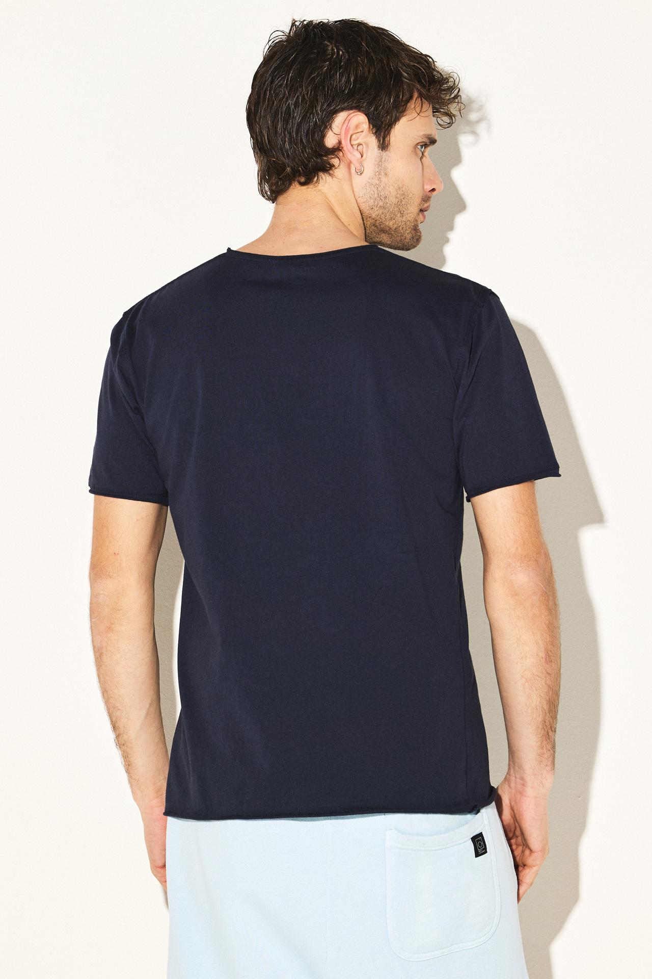 ORGANIC FINE JERSEY RAW CUT NECK TEE