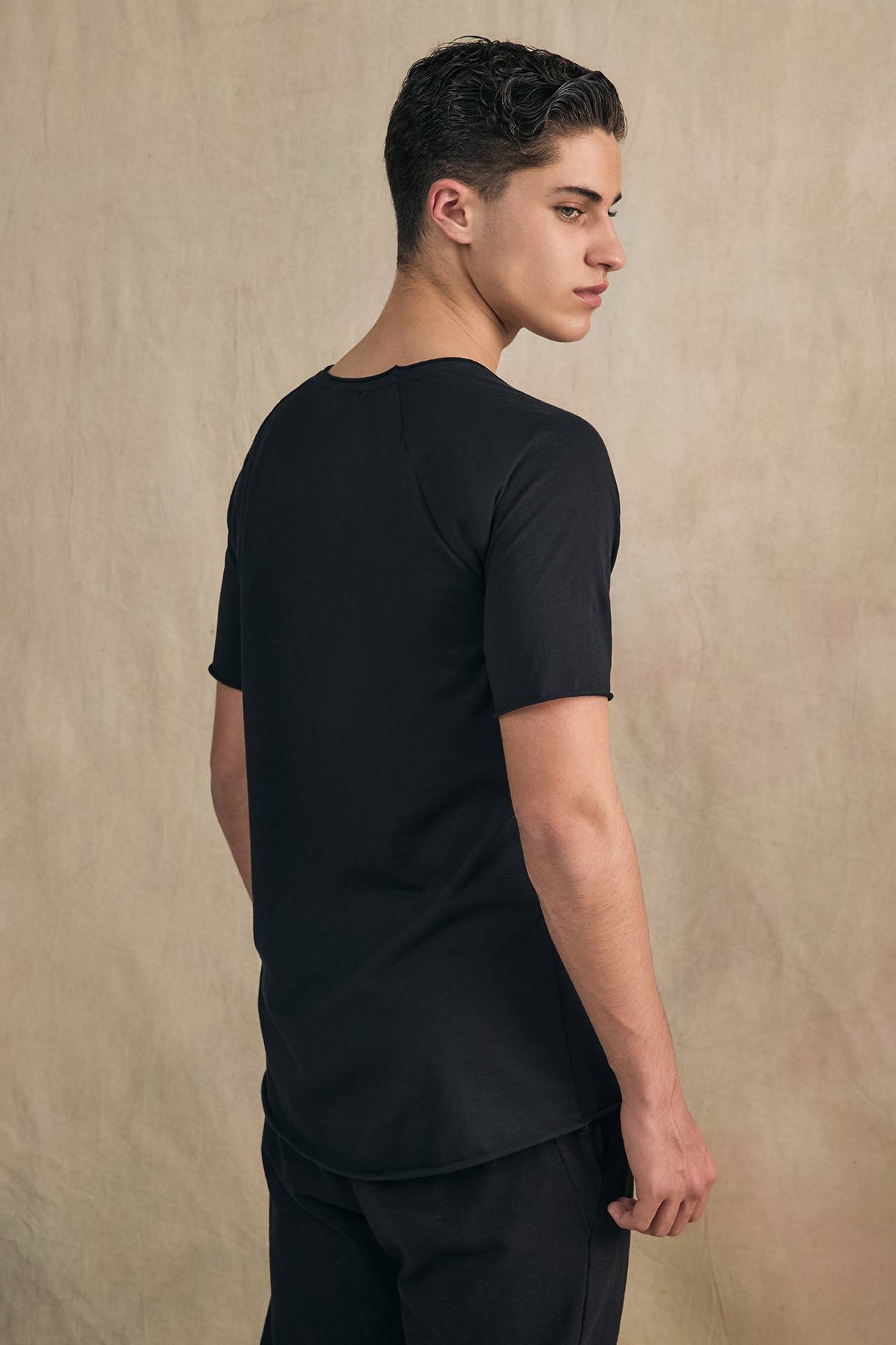 ORGANIC FINE JERSEY RAGLAN TEE
