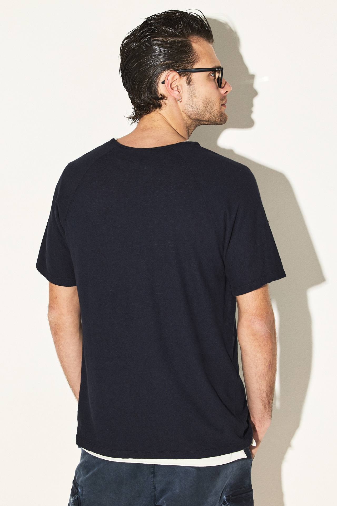 LINEN FRONT PLACKET RAGLAN TEE