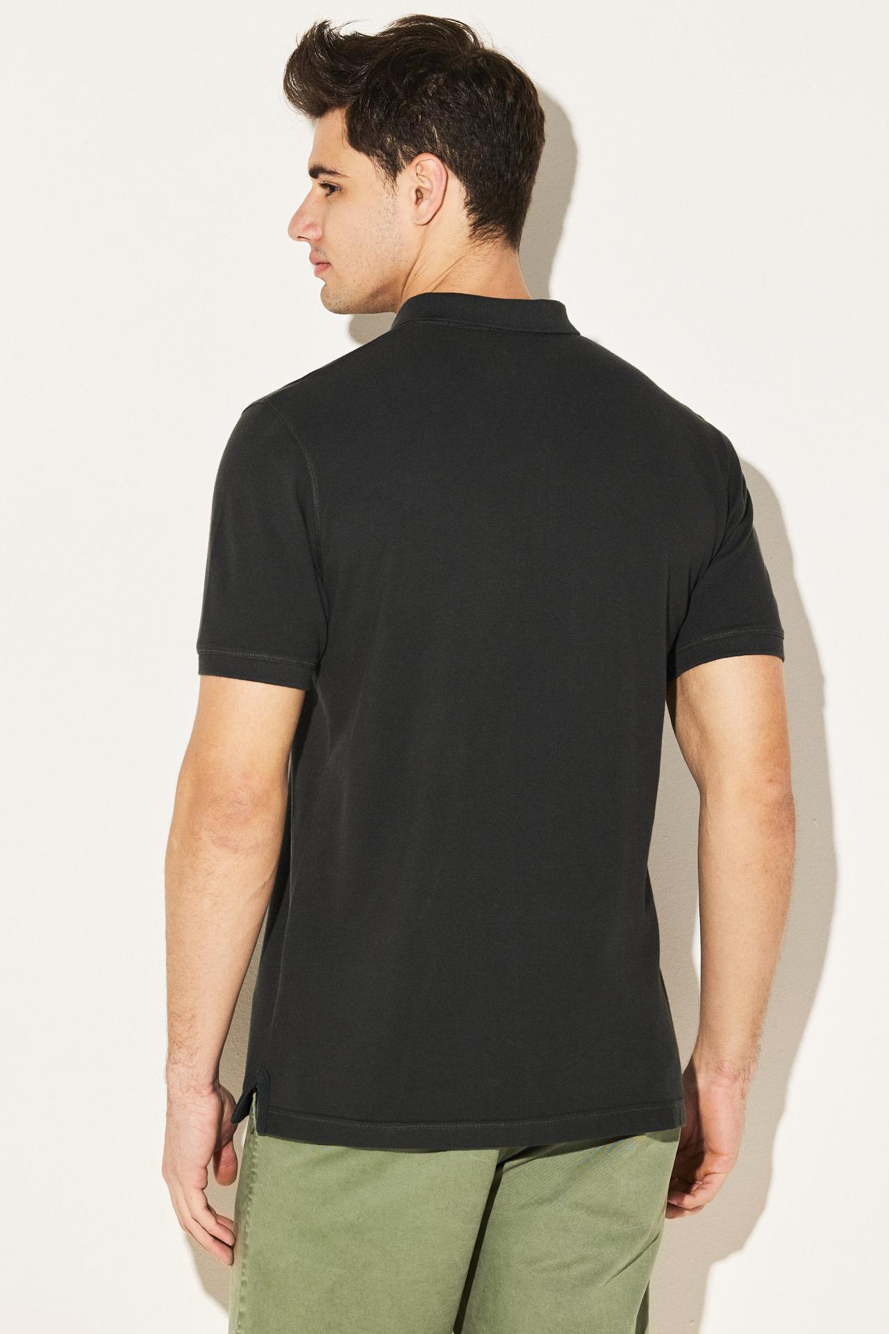 ESSENTIAL POLO TEE