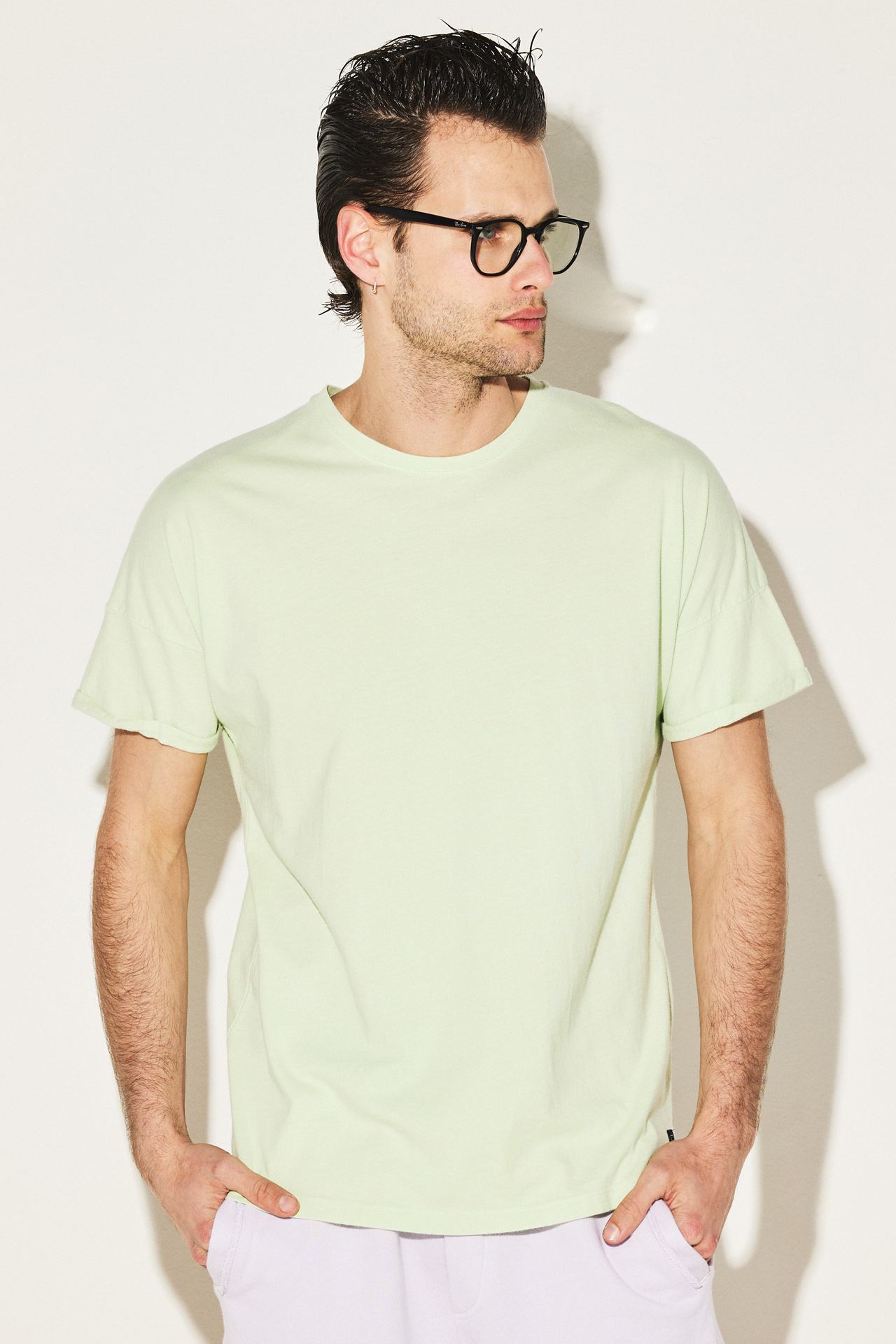 ROLLED SLEEVE TEE