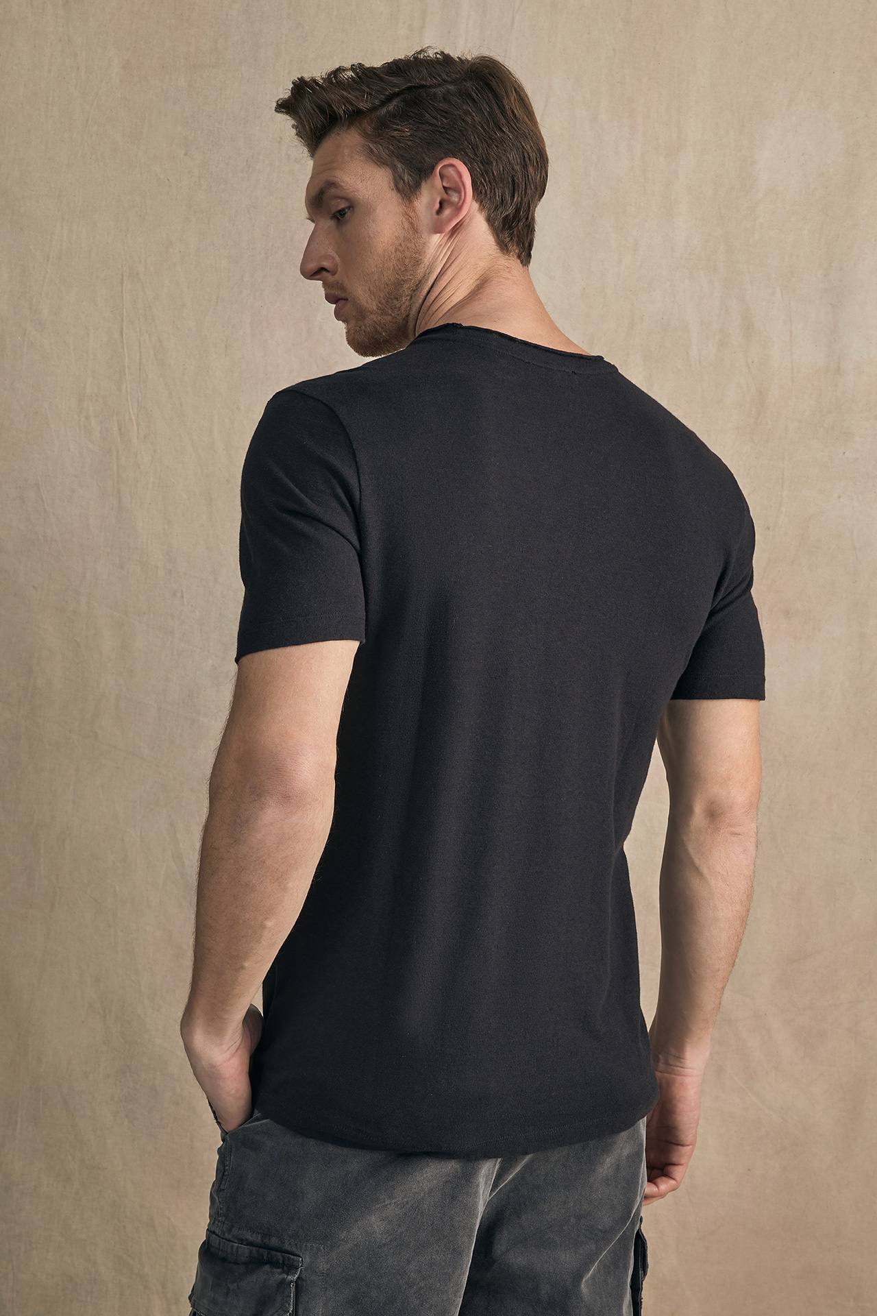 RELAXED LINEN T-SHIRT