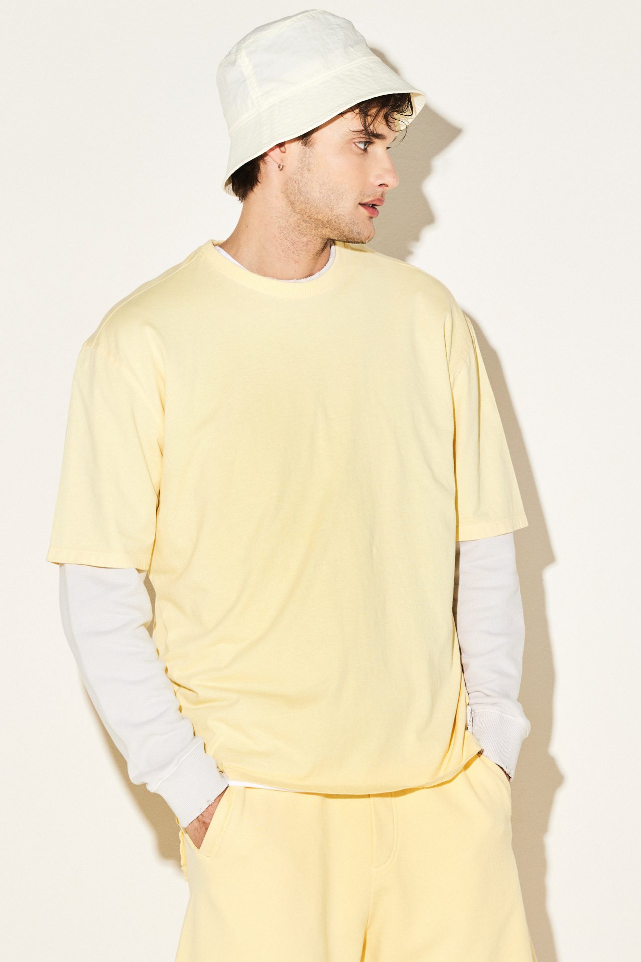 RIB NECK OVERSIZED TEE