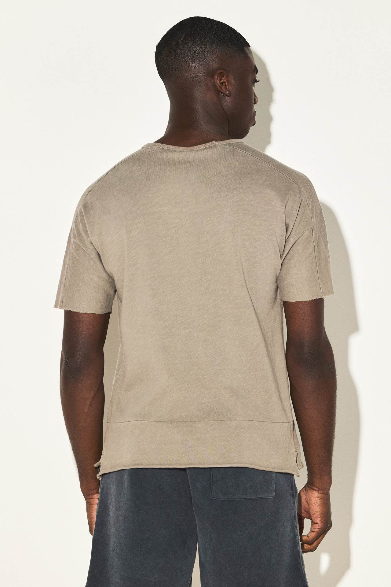 HEAVY SLUB SHOULDER DETAIL RELAXED TEE