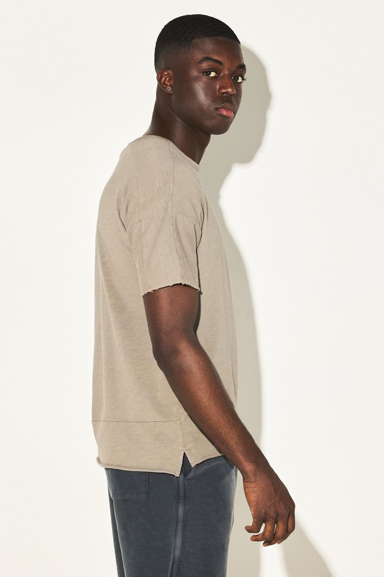 HEAVY SLUB SHOULDER DETAIL RELAXED TEE