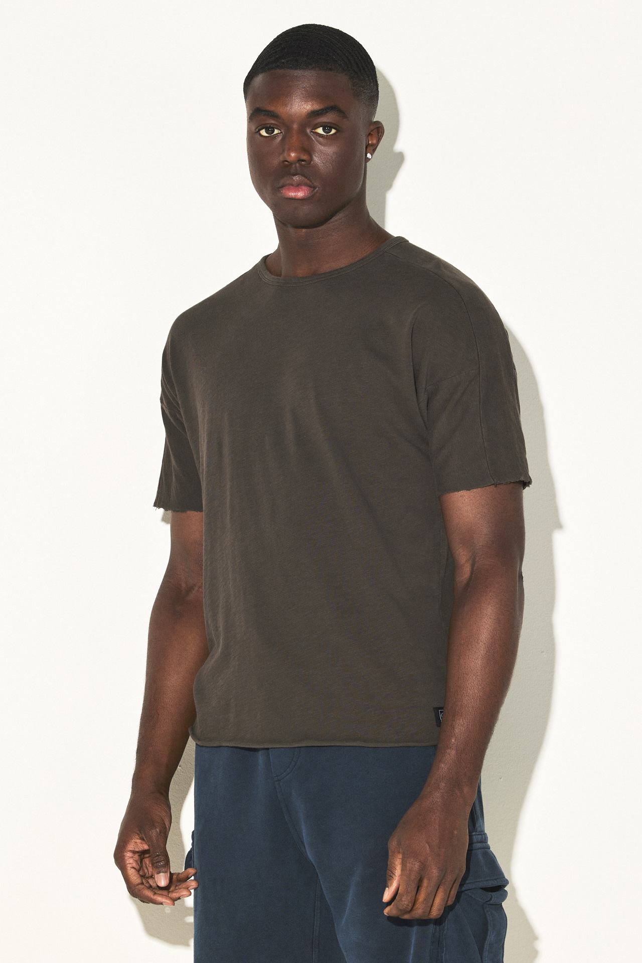 HEAVY SLUB SHOULDER DETAIL RELAXED TEE