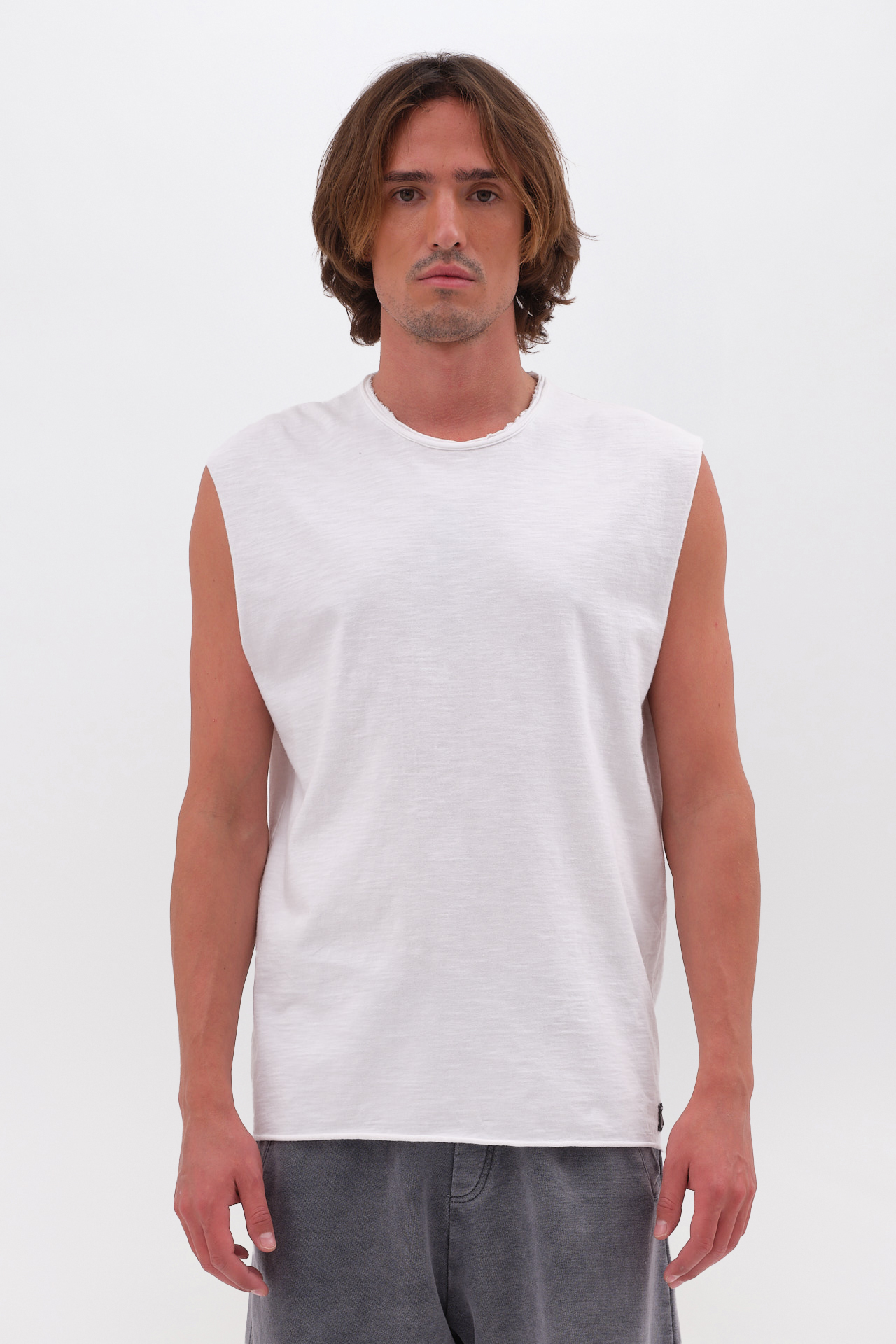 SLUB TANK TOP WITH RAW EDGES