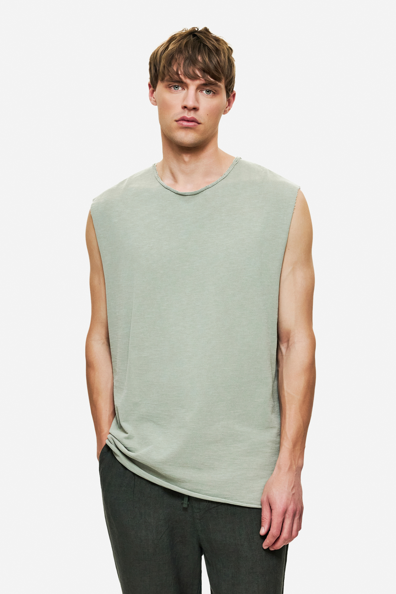 SLUB TANK TOP WITH RAW EDGES