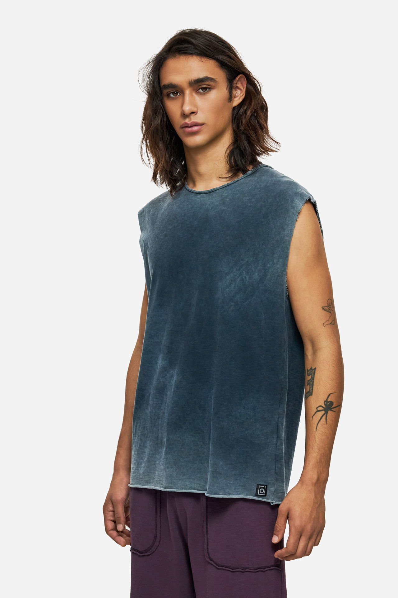 SLUB TANK TOP WITH RAW EDGES