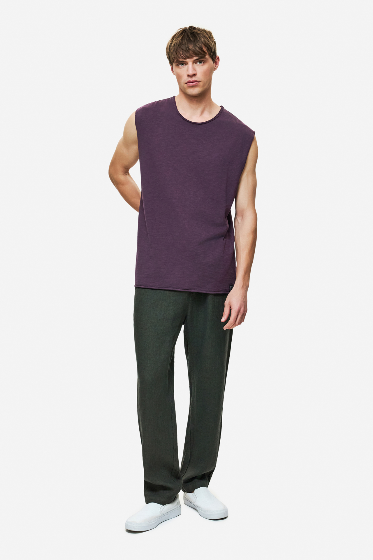 SLUB TANK TOP WITH RAW EDGES