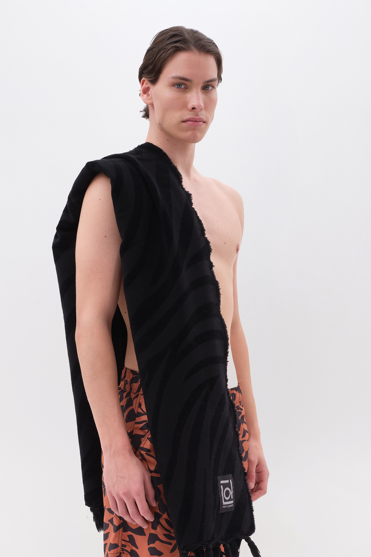 MONOCHROME BEACH TOWEL