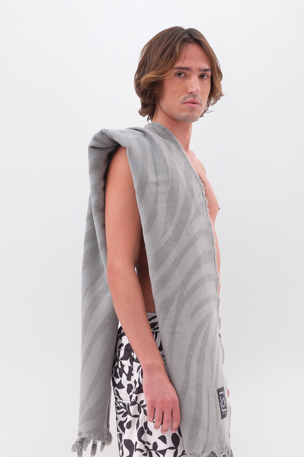 MONOCHROME BEACH TOWEL