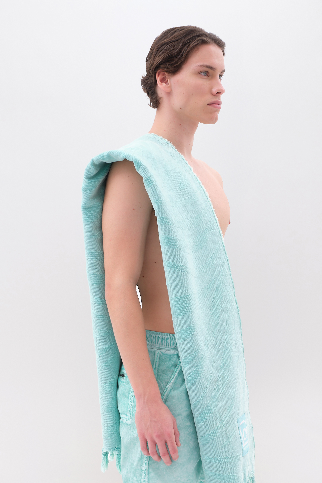 MONOCHROME BEACH TOWEL