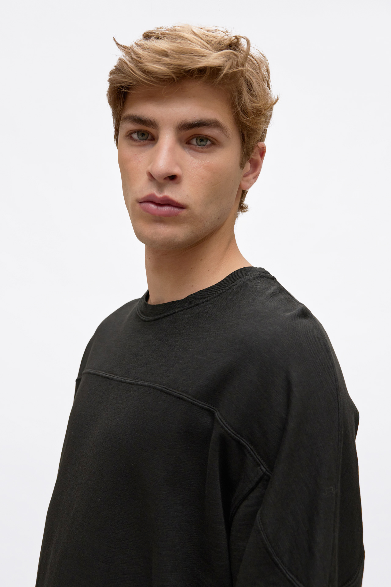 Divided Detailed T-Shirt