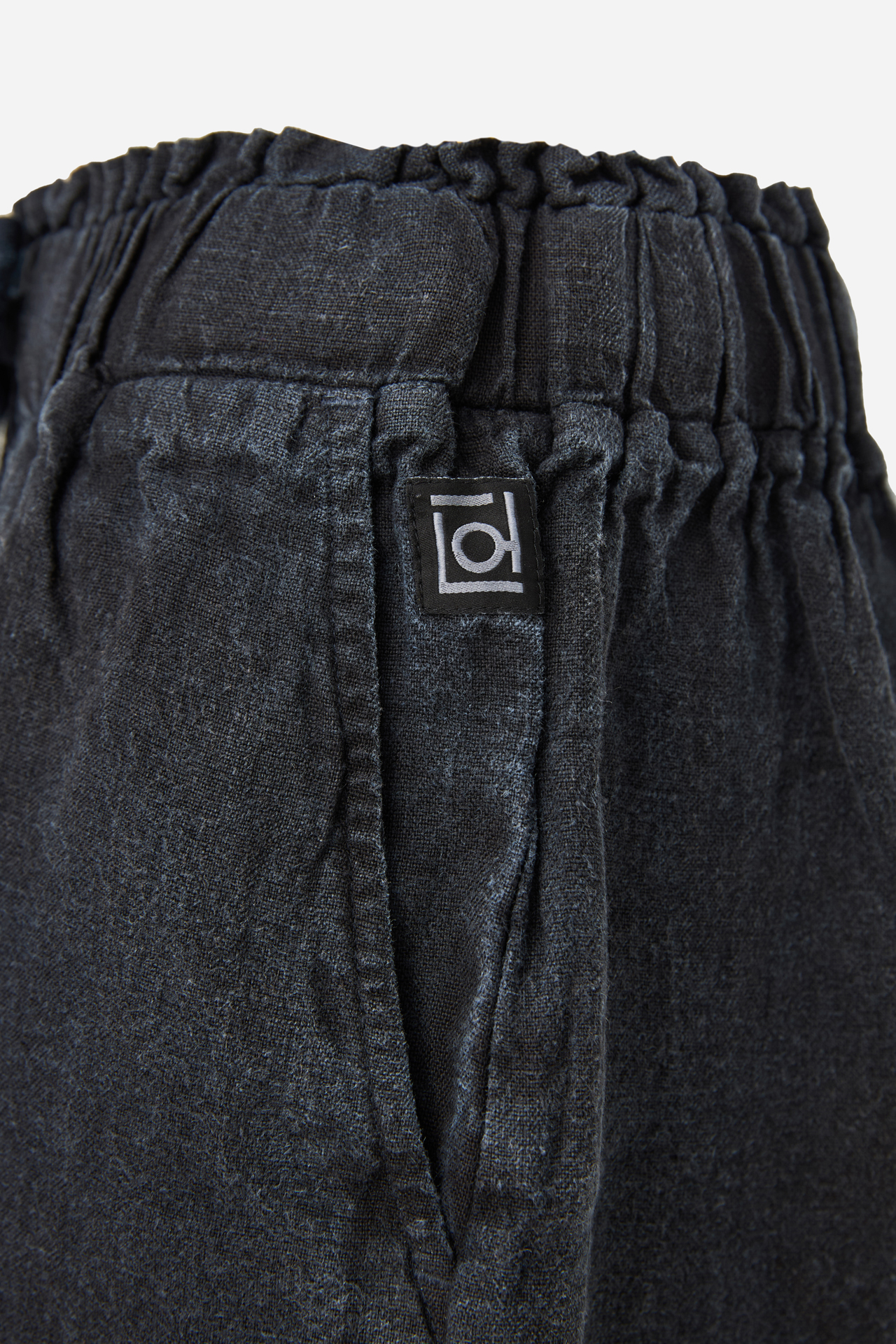 RELAXED LINEN BERMUDA