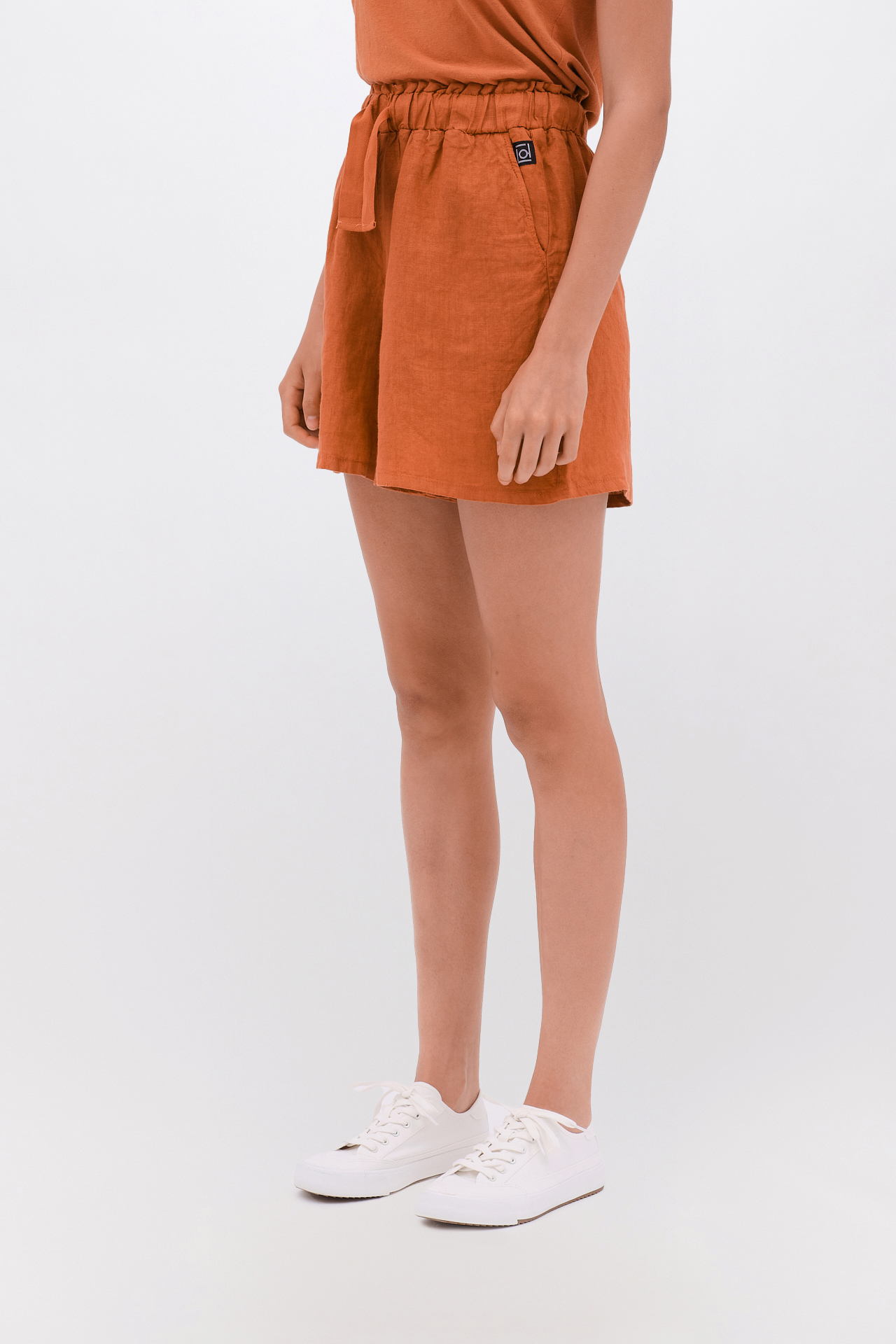 RELAXED LINEN BERMUDA