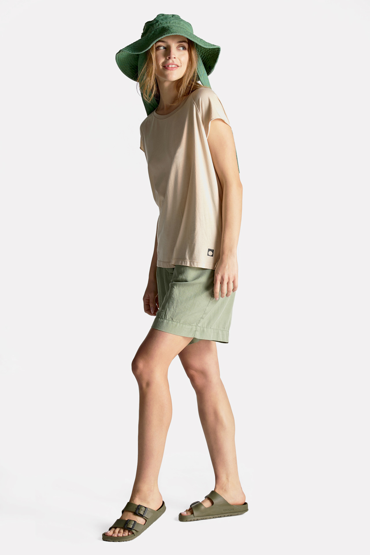 Pleated Relaxed Bermuda