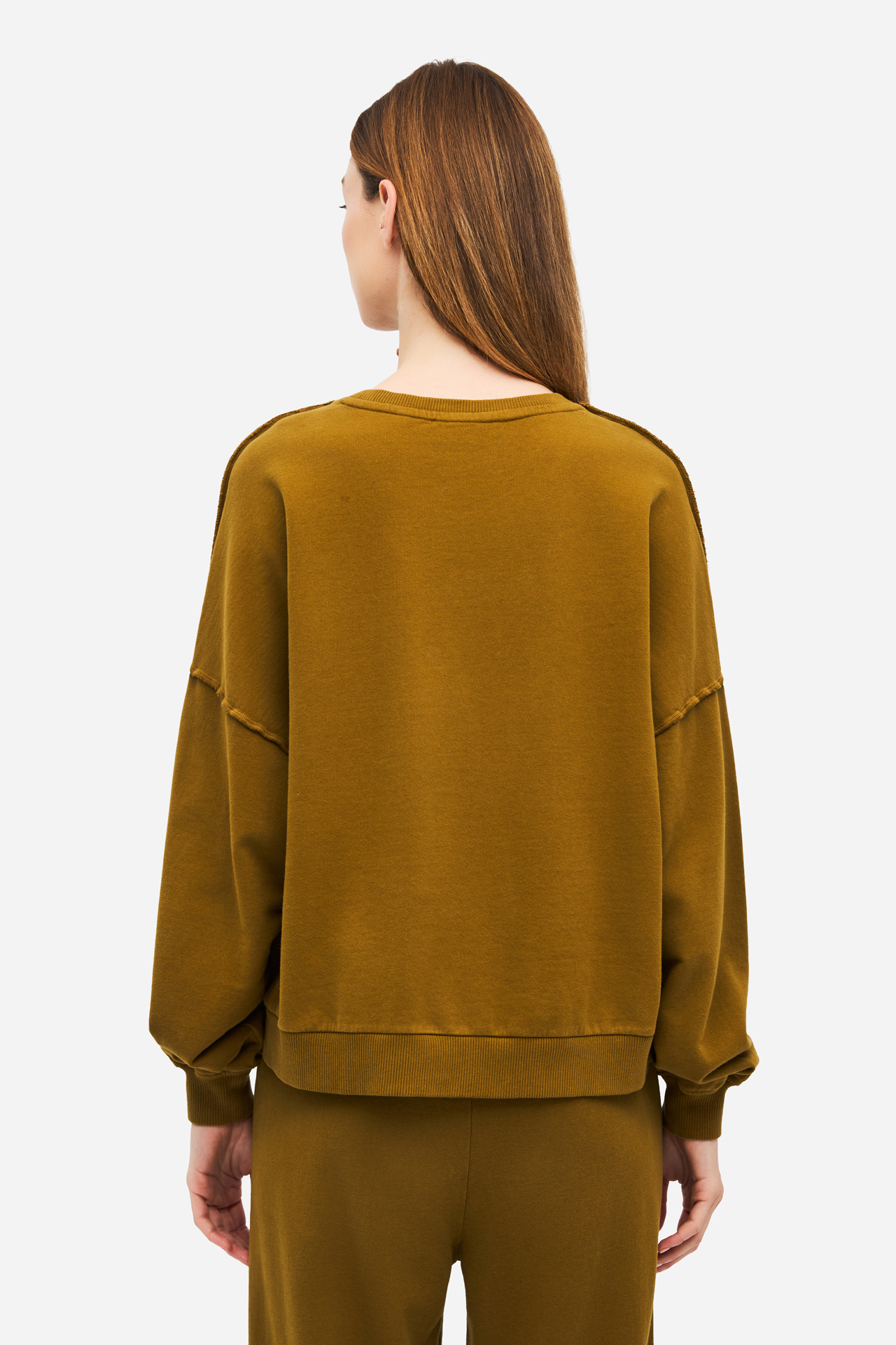 OVERSIZED ASSYMETRIC CREWNECK