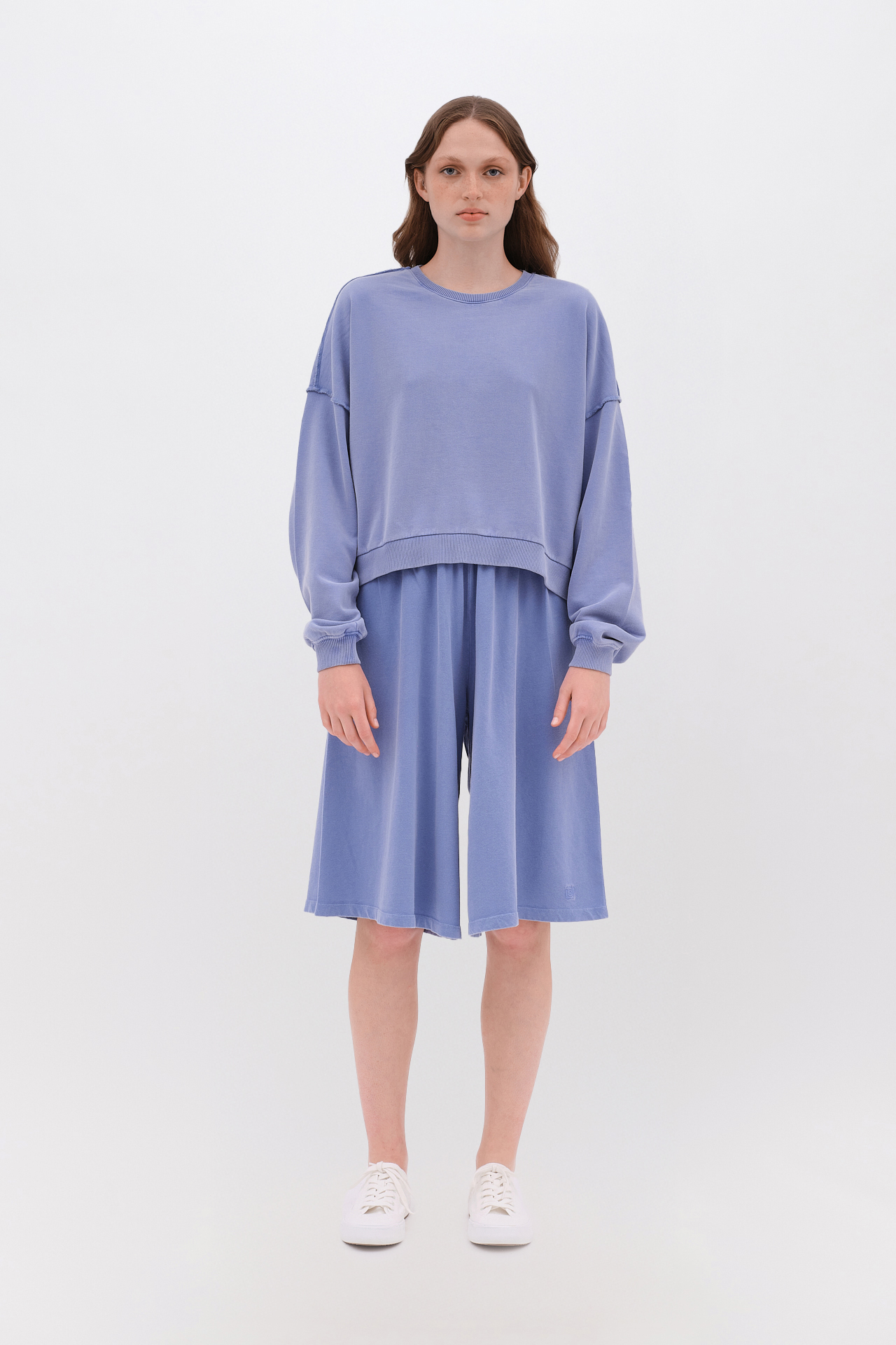 OVERSIZED ASSYMETRIC CREWNECK