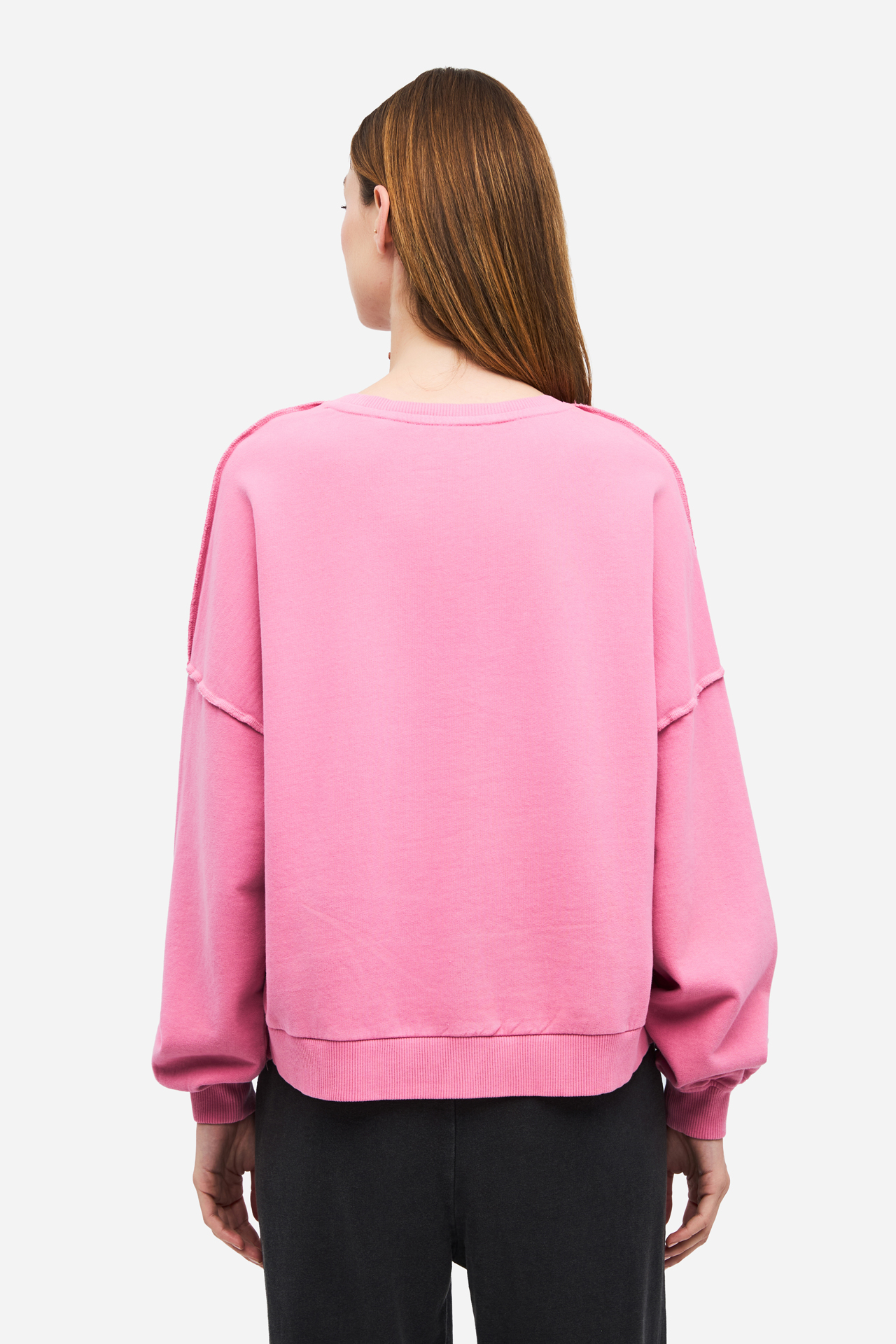 OVERSIZED ASSYMETRIC CREWNECK